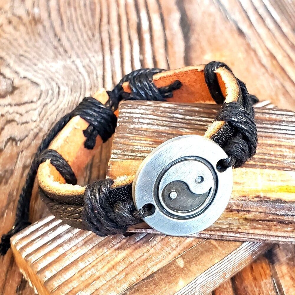 Yin Yang Taoist Mindfulness Bracelet
